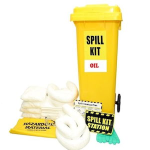 OIL SPILL KITS